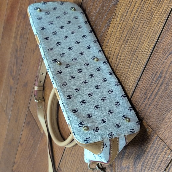 Vintage Dooney and Bourke - Vachetta Leather White & Blue Monogram Satchel - Picture 6 of 12